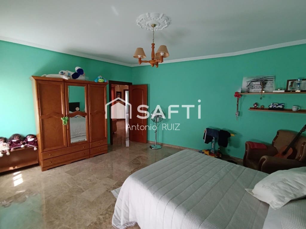 4 soverom Rekkehus til salgs i Quesada med garasje - € 270 000 (Ref: 9595469)