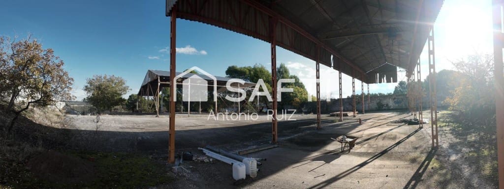 Terre non Aménagée à vendre à Ubeda - 950 000 € (Ref: 9595474)