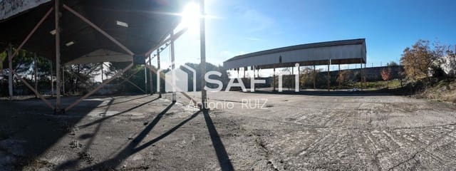 Terre non Aménagée à vendre à Ubeda - 950 000 € (Ref: 9595474)