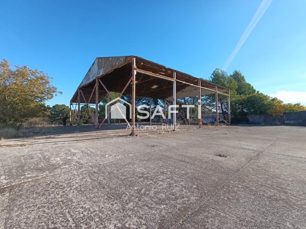 Terre non Aménagée à vendre à Ubeda - 950 000 € (Ref: 9595474)