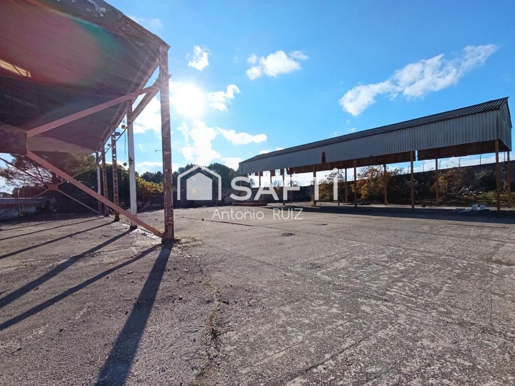 Terre non Aménagée à vendre à Ubeda - 950 000 € (Ref: 9595474)