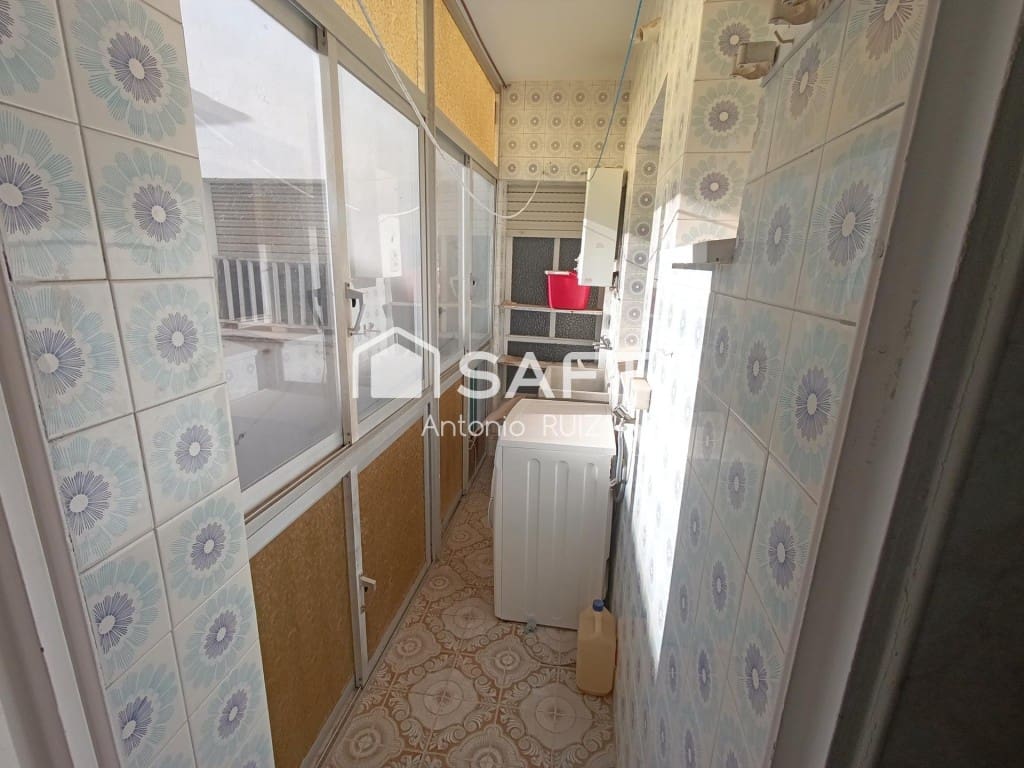 Apartamento de 3 habitaciones en Ubeda en venta - 89.990 € (Ref: 9595475)