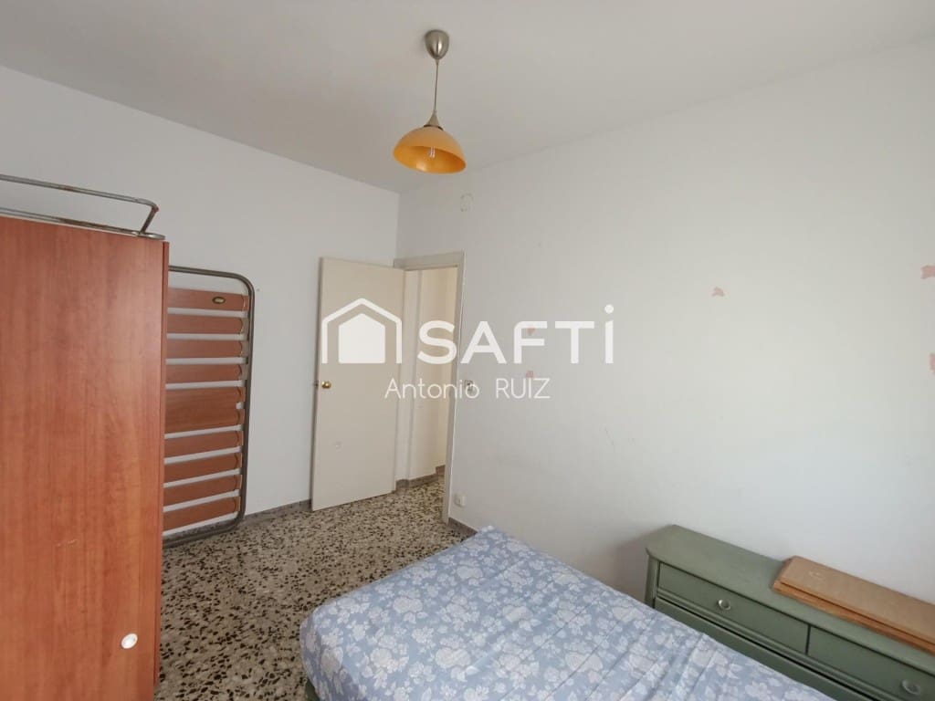 Apartamento de 3 habitaciones en Ubeda en venta - 89.990 € (Ref: 9595475)