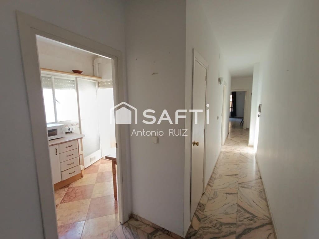 Apartamento de 3 habitaciones en Ubeda en venta - 89.990 € (Ref: 9595475)