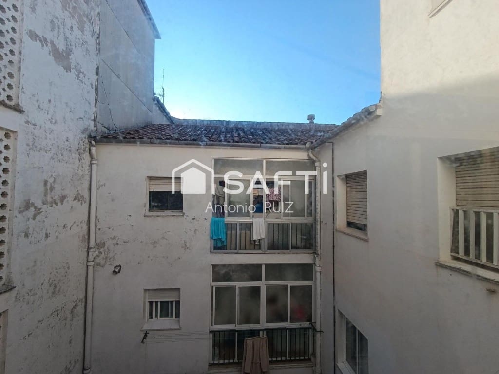 Apartamento de 3 habitaciones en Ubeda en venta - 89.990 € (Ref: 9595475)