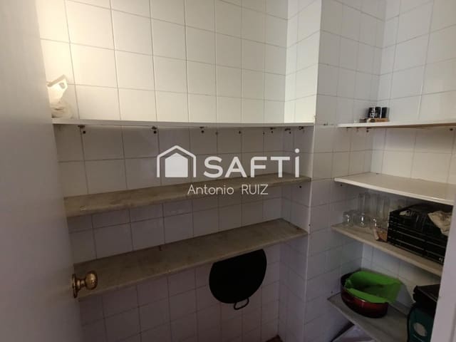 Apartamento de 3 habitaciones en Ubeda en venta - 89.990 € (Ref: 9595475)