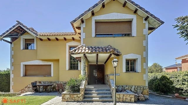 4 soverom Villa til salgs i El Casar med svømmebasseng garasje - € 397 000 (Ref: 9595477)