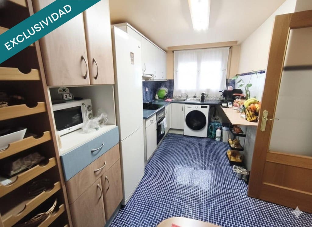 4 bedroom Villa for sale in La Joyosa with pool garage - € 195,000 (Ref: 9595480)