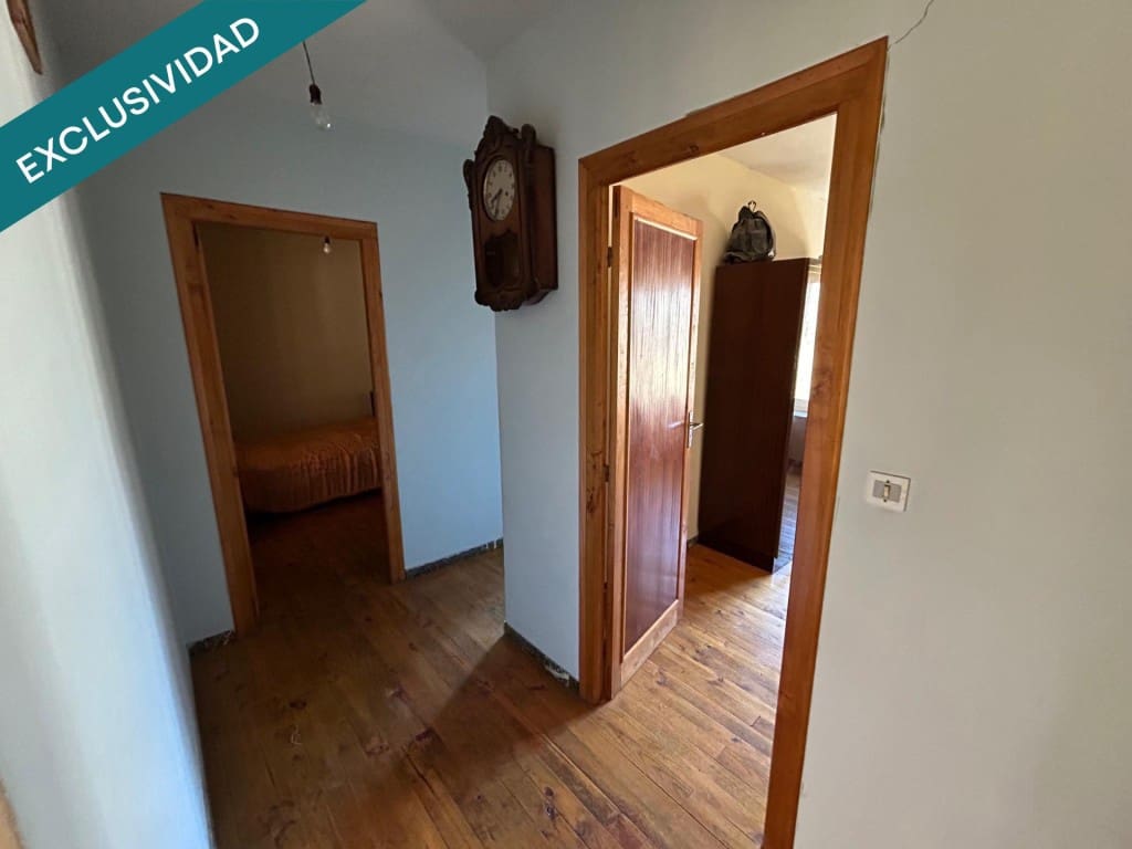 5 bedroom Finca/Country House for sale in Riego de la Vega with garage - € 49,500 (Ref: 9595481)