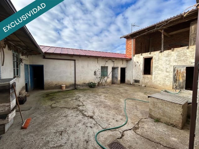 5 soveværelse Finca/Landehus til salg i Riego de la Vega med garage - € 49.500 (Ref: 9595481)