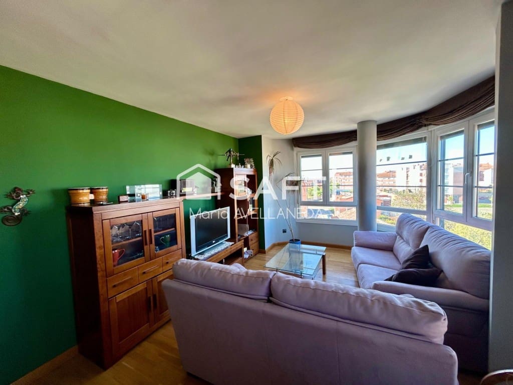 2 bedroom Flat for sale in Valencia de Don Juan with garage - € 88,000 (Ref: 9595482)