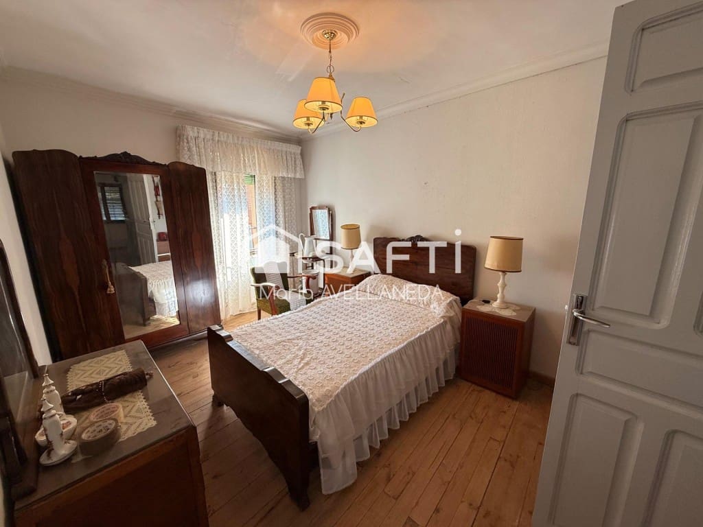 3 soveværelse Finca/Landehus til salg i Villamanan - € 75.000 (Ref: 9595485)