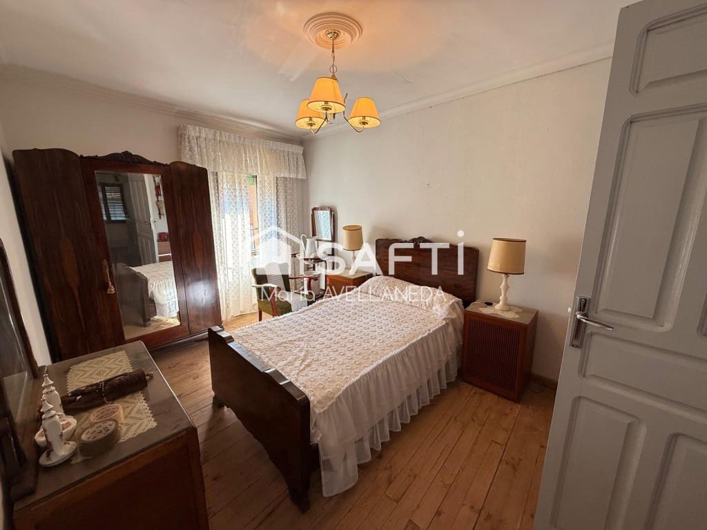 3 soveværelse Finca/Landehus til salg i Villamanan - € 75.000 (Ref: 9595485)