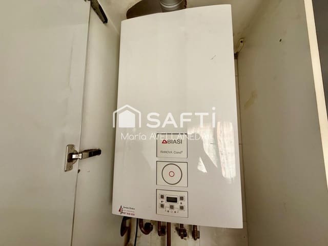 2 soveværelse Lejlighed til salg i Valencia de Don Juan med garage - € 68.000 (Ref: 9595486)