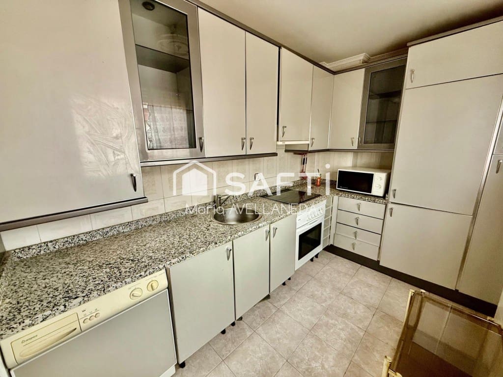 2 soveværelse Lejlighed til salg i Valencia de Don Juan med garage - € 68.000 (Ref: 9595486)