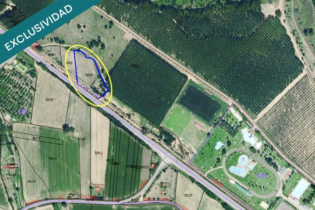 Undeveloped Land for sale in Valencia de Don Juan - € 35,000 (Ref: 9595488)