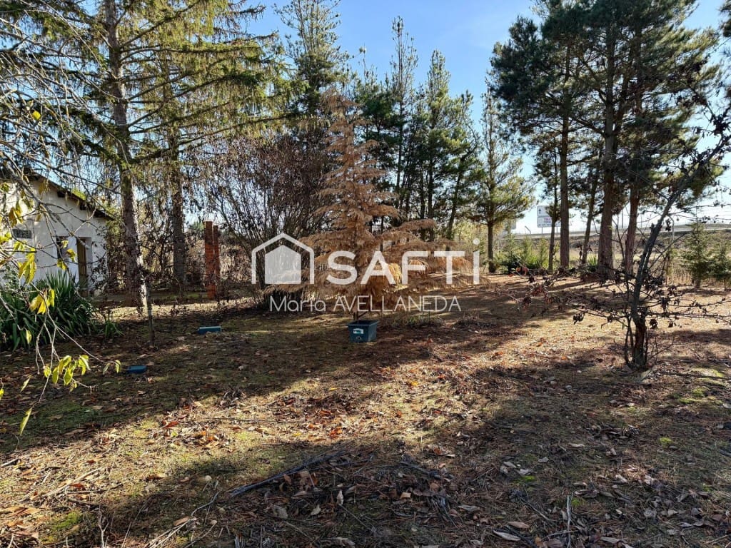 Undeveloped Land for sale in Valencia de Don Juan - € 35,000 (Ref: 9595488)