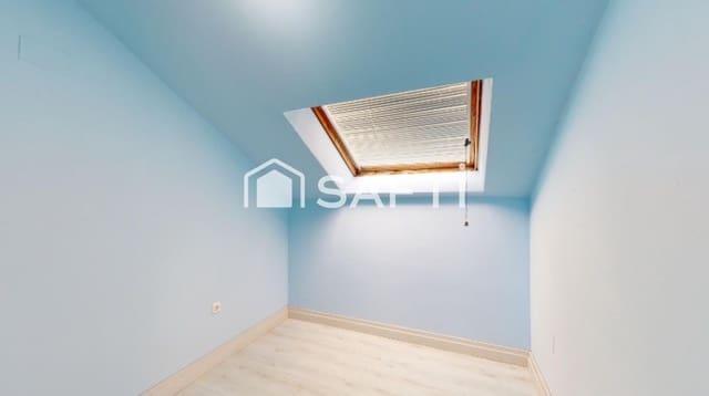 Commercial for sale in Melgar de Arriba with garage - € 190,000 (Ref: 9595490)