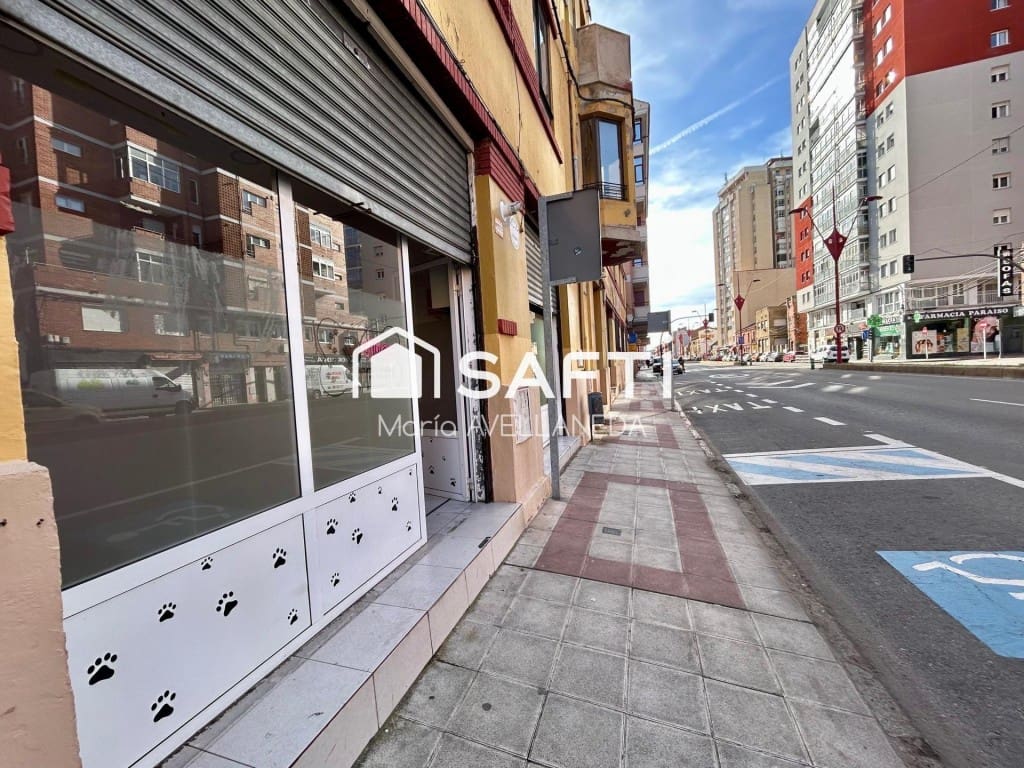 Commercial for rent in San Andres del Rabanedo - € 280 (Ref: 9595492)
