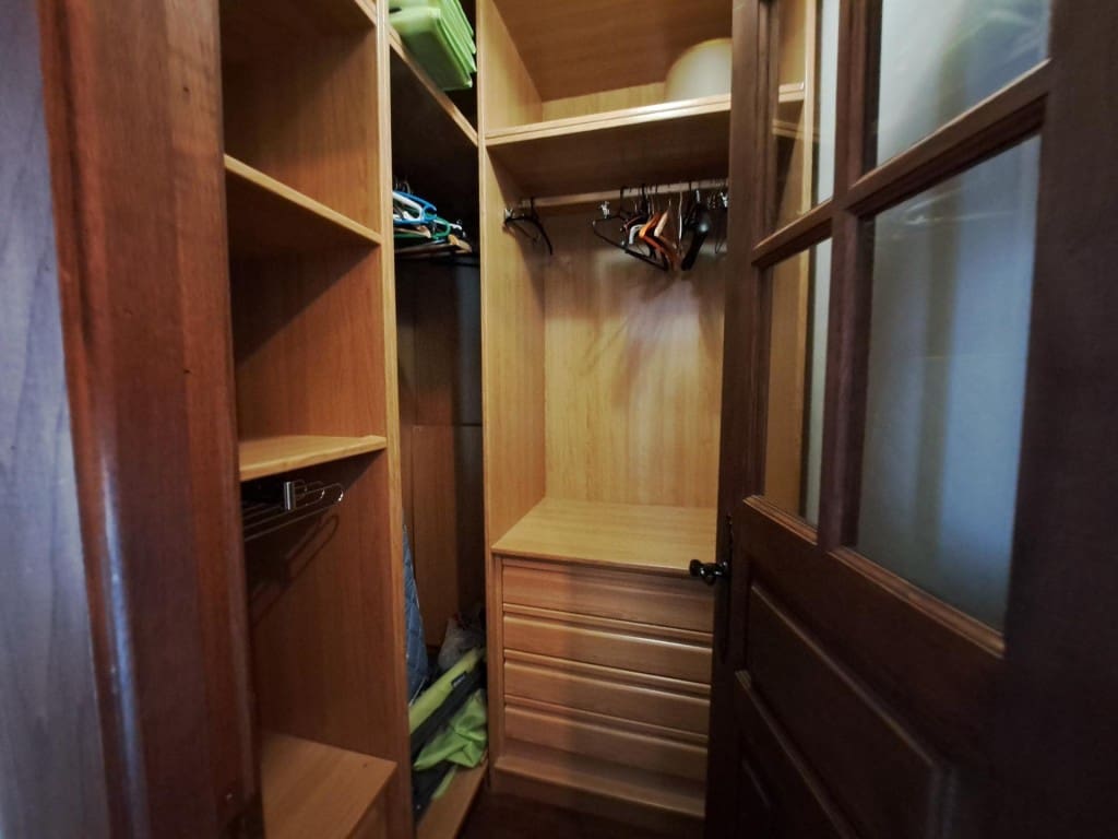 Chalet de 4 habitaciones en Ponferrada en venta - 375.000 € (Ref: 9595494)