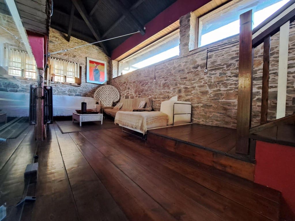 Chalet de 4 habitaciones en Ponferrada en venta - 375.000 € (Ref: 9595494)