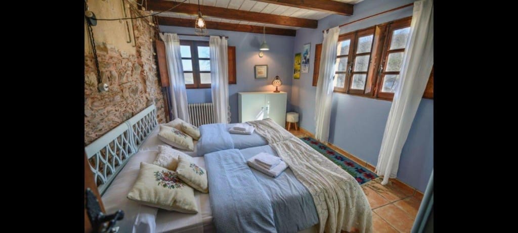 Chalet de 4 habitaciones en Ponferrada en venta - 375.000 € (Ref: 9595494)