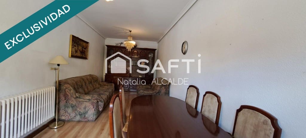 4 bedroom Villa for sale in Ponferrada with garage - € 125,000 (Ref: 9595495)