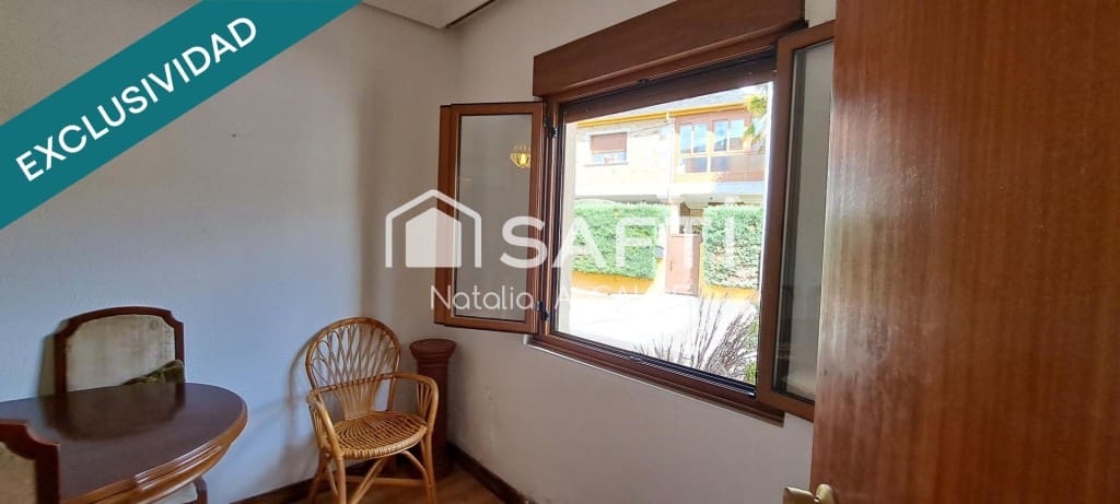 4 bedroom Villa for sale in Ponferrada with garage - € 125,000 (Ref: 9595495)