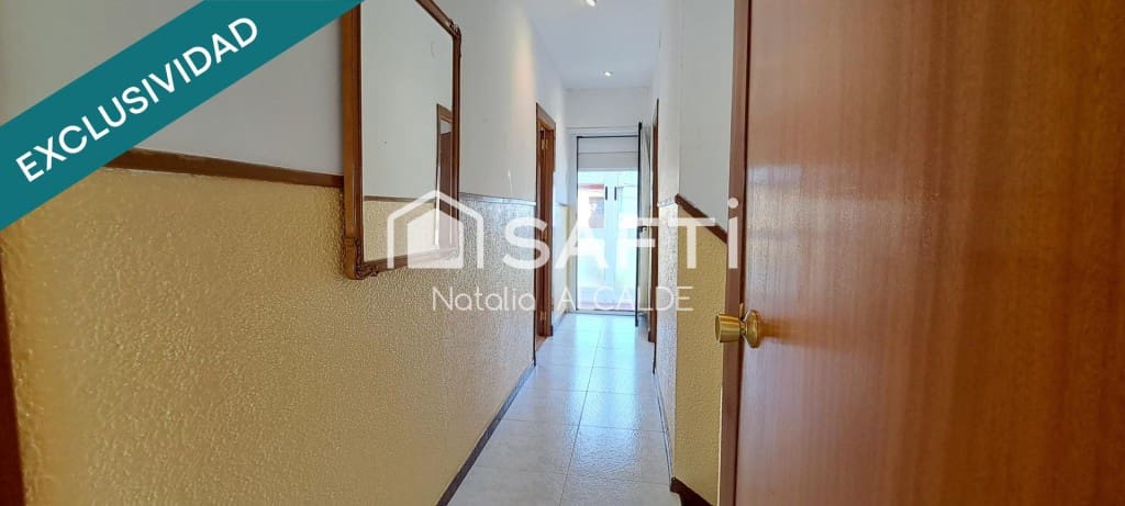4 bedroom Villa for sale in Ponferrada with garage - € 125,000 (Ref: 9595495)