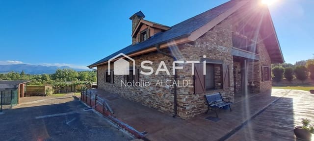 Chalet de 4 habitaciones en Cortiguera, Cabañas Raras en venta - 625.000 € (Ref: 9595498)