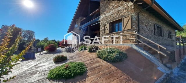 Chalet de 4 habitaciones en Cortiguera, Cabañas Raras en venta - 625.000 € (Ref: 9595498)