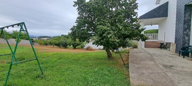 Chalet de 7 habitaciones en San Andres de Montejos, Ponferrada en venta - 395.000 € (Ref: 9595499)