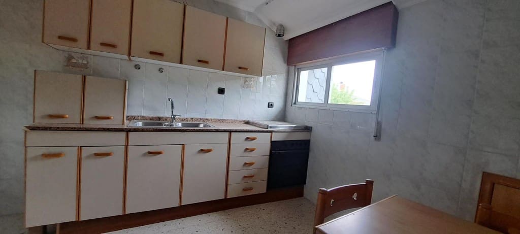 Chalet de 7 habitaciones en San Andres de Montejos en venta - 395.000 € (Ref: 9595499)