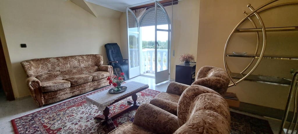 Chalet de 7 habitaciones en San Andres de Montejos en venta - 395.000 € (Ref: 9595499)