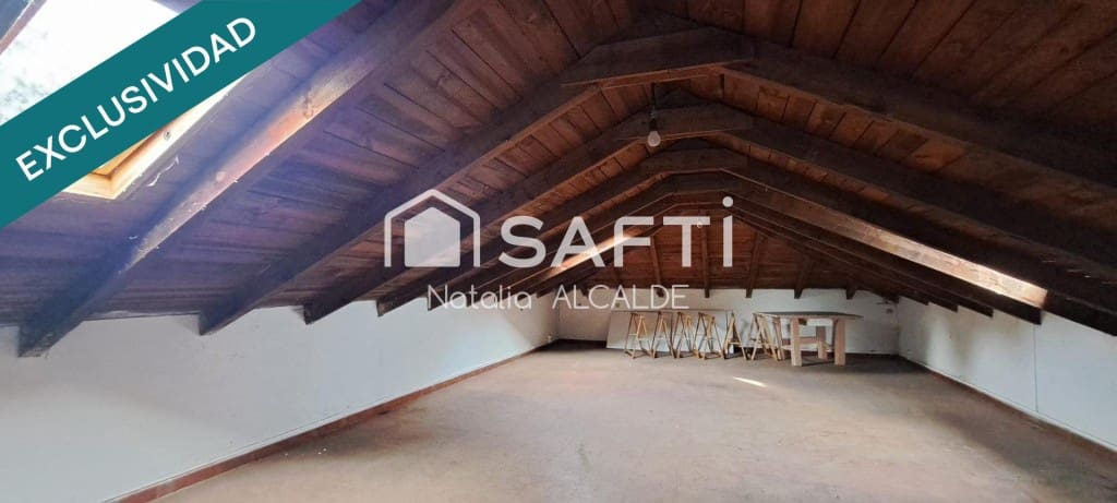 6 bedroom Finca/Country House for sale in Arganza - € 187,000 (Ref: 9595503)