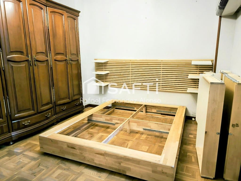 Apartamento de 3 habitaciones en León ciudad en venta - 185.000 € (Ref: 9595507)