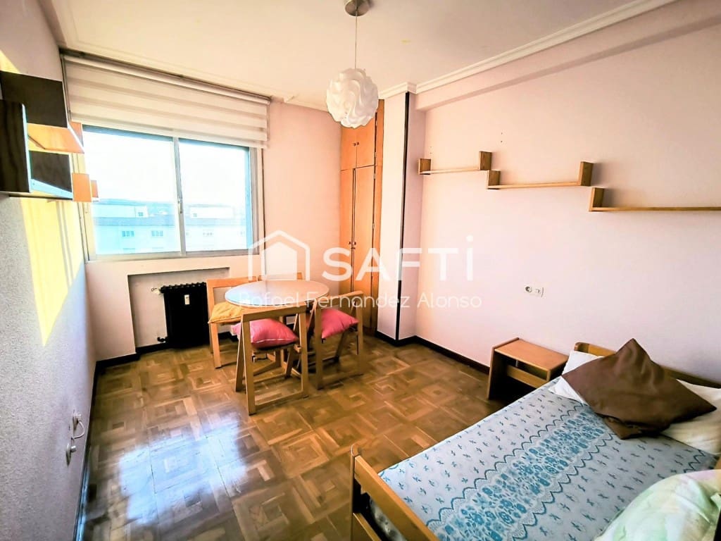 Apartamento de 3 habitaciones en León ciudad en venta - 185.000 € (Ref: 9595507)