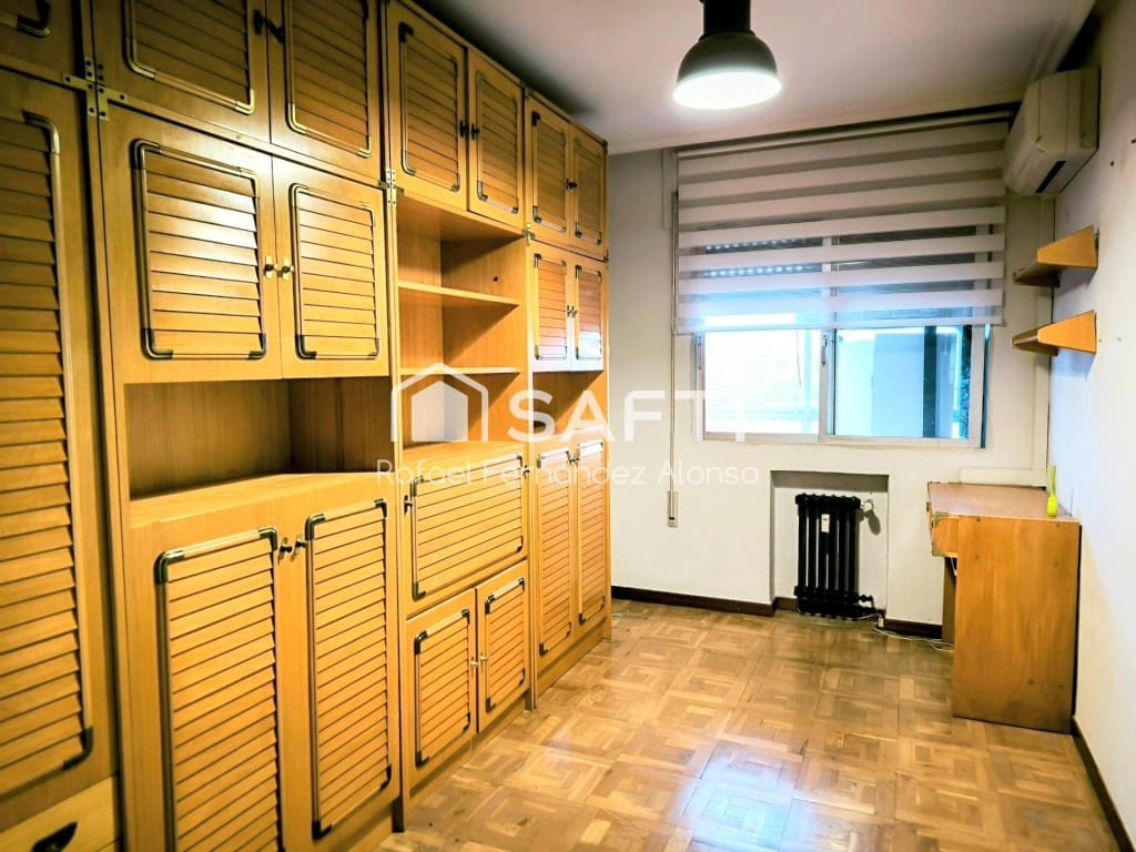 Apartamento de 3 habitaciones en León ciudad en venta - 185.000 € (Ref: 9595507)