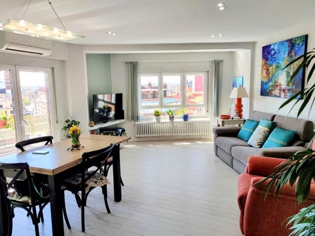 3 soverom Leilighet til salgs i Leon by - € 325 000 (Ref: 9595508)