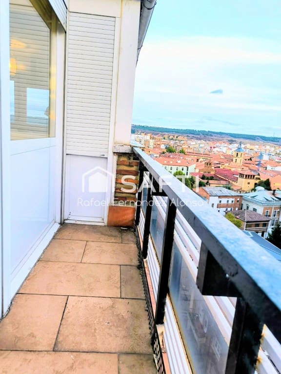 2 sypialnia Apartament na sprzedaż w Miasto Leon - 240 000 € (Ref: 9595509)