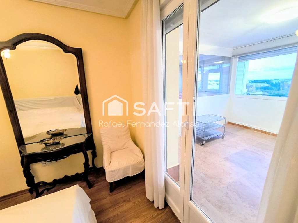 2 sypialnia Apartament na sprzedaż w Miasto Leon - 240 000 € (Ref: 9595509)