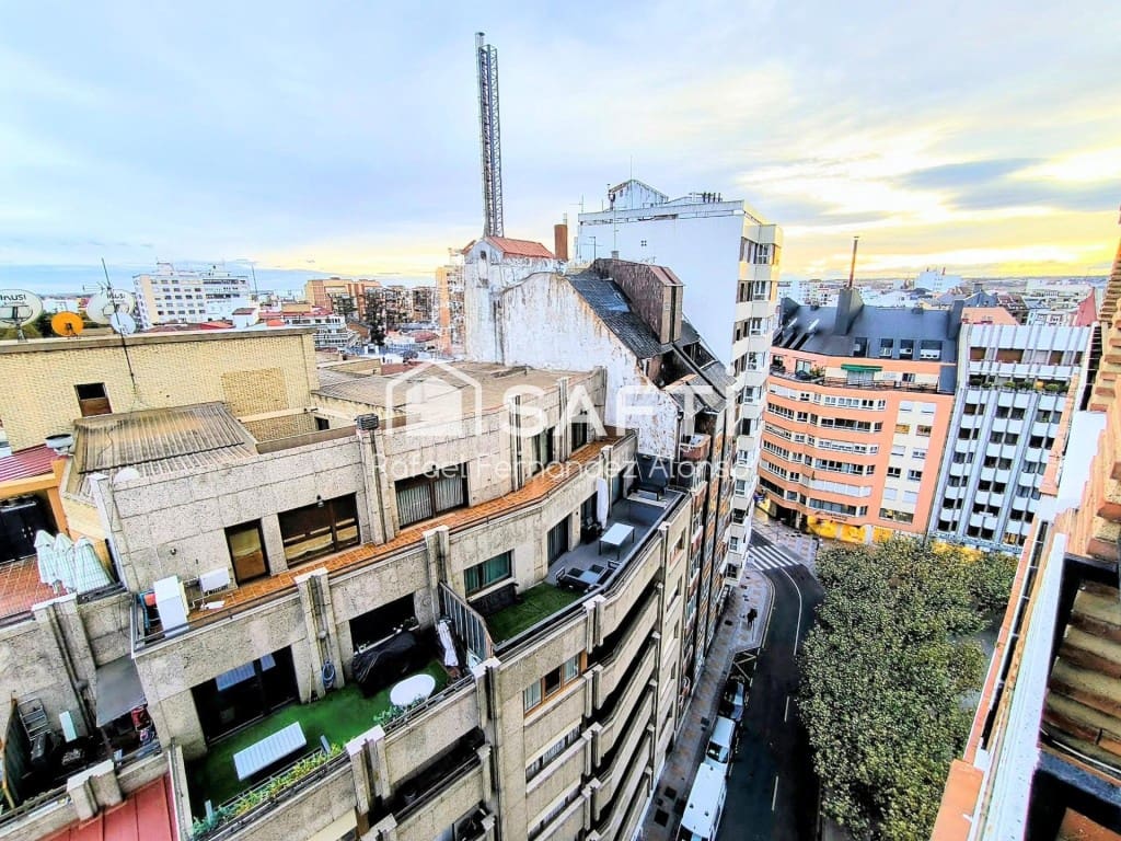 2 sypialnia Apartament na sprzedaż w Miasto Leon - 240 000 € (Ref: 9595509)