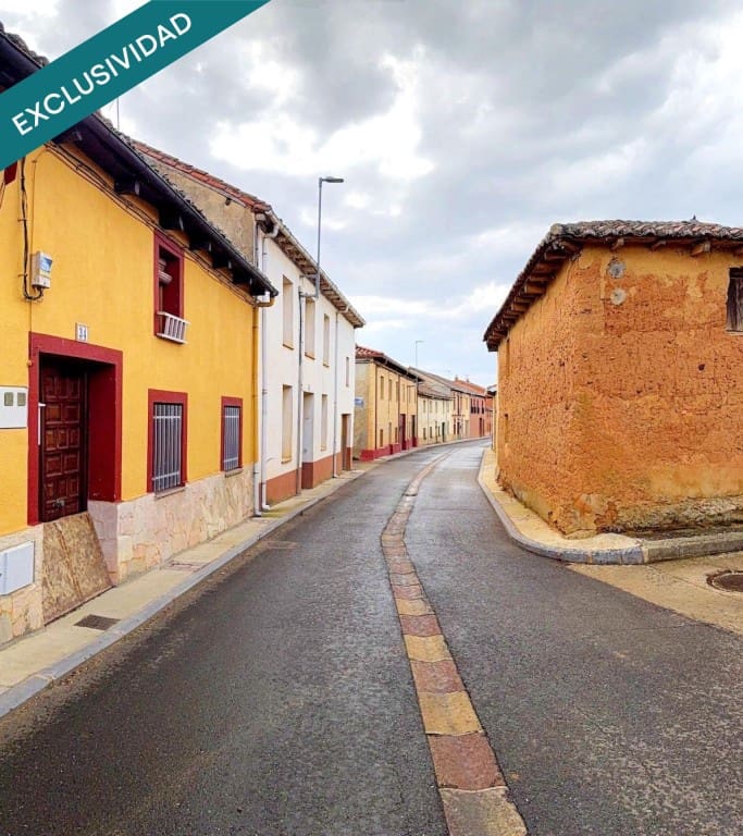 4 soveværelse Finca/Landehus til salg i Santas Martas med garage - € 60.000 (Ref: 9595510)