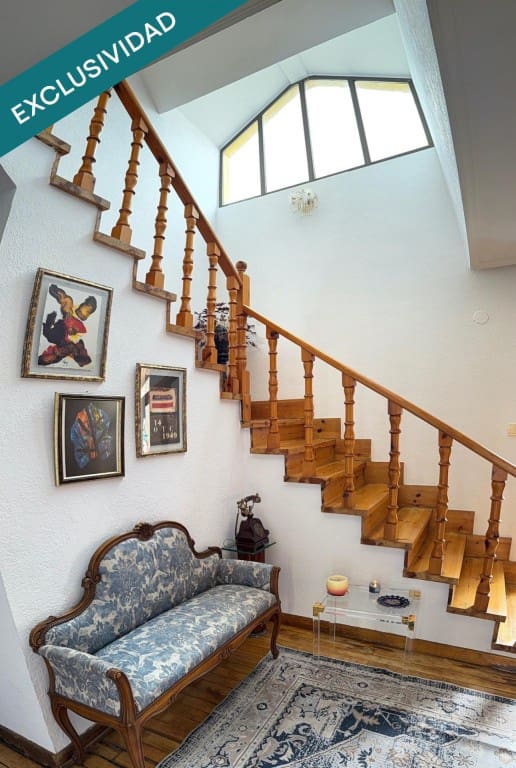 Chalet de 5 habitaciones en Sariegos en venta con garaje - 310.000 € (Ref: 9595514)