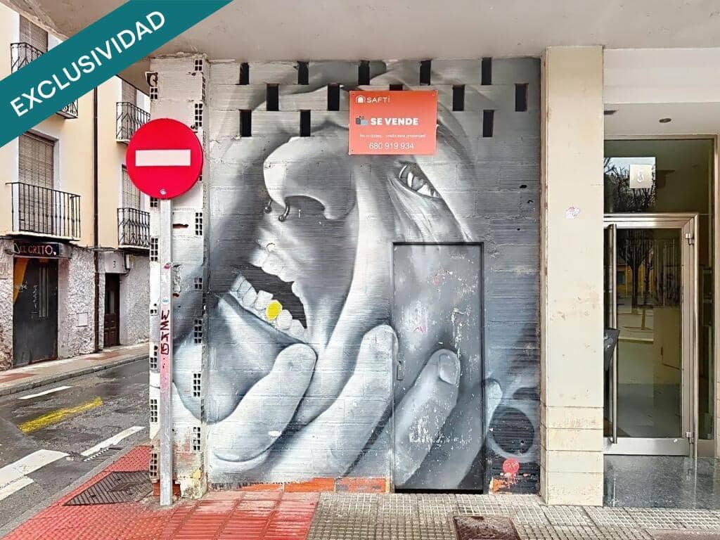 Commercial for sale in Leon city - € 88,200 (Ref: 9595516)