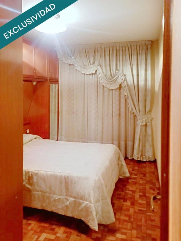 3 soveværelse Lejlighed til salg i La Pola de Gordon med garage - € 54.769 (Ref: 9595520)