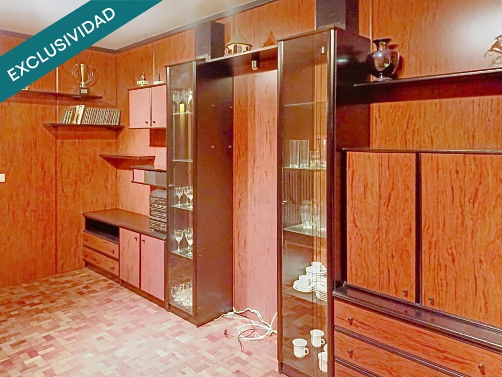 3 soveværelse Lejlighed til salg i La Pola de Gordon med garage - € 54.769 (Ref: 9595520)