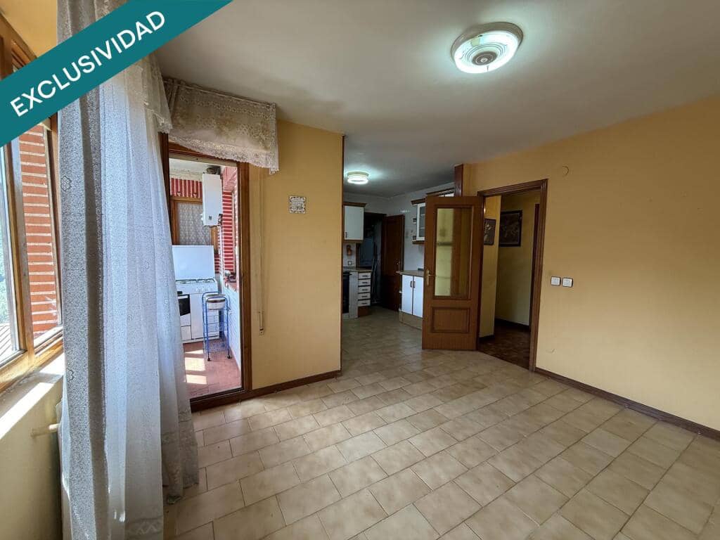 3 sypialnia Apartament na sprzedaż w La Pola de Gordon z garażem - 53 670 € (Ref: 9595520)