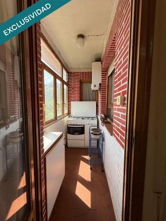 3 sypialnia Apartament na sprzedaż w La Pola de Gordon z garażem - 53 670 € (Ref: 9595520)