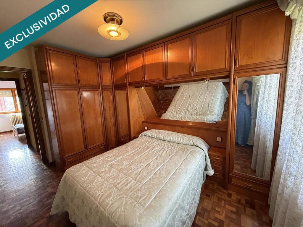 3 sypialnia Apartament na sprzedaż w La Pola de Gordon z garażem - 53 670 € (Ref: 9595520)